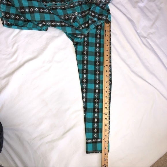 Rock 47 Wrangler Cowgirl Western Snap Front Shirt Size M Rodeo Embroidered Blue - Picture 8 of 10